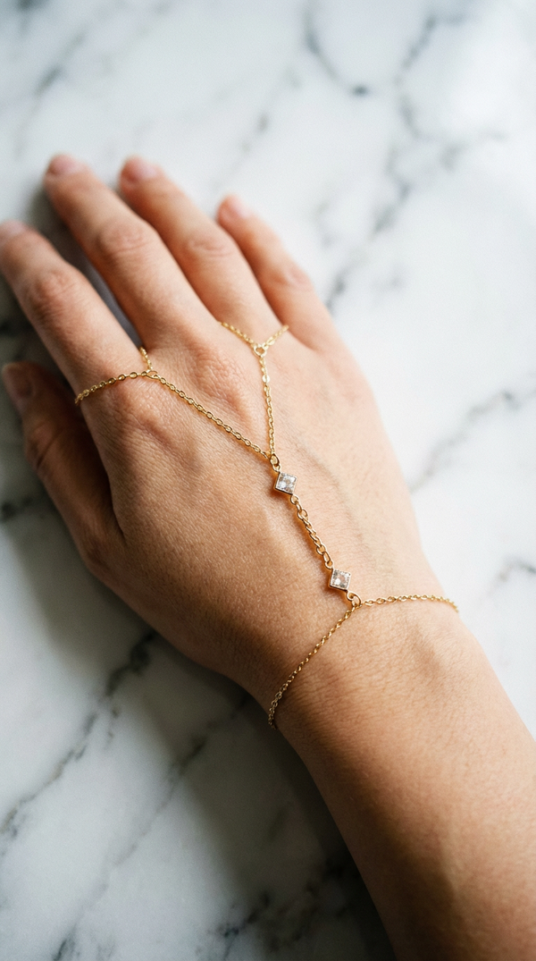 bijou main Lucine